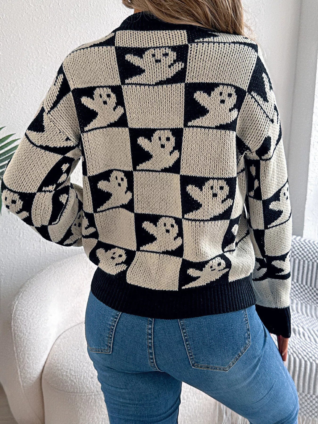 Fashorio Halloween Ghost Pattern Checkered Round Neck Sweater