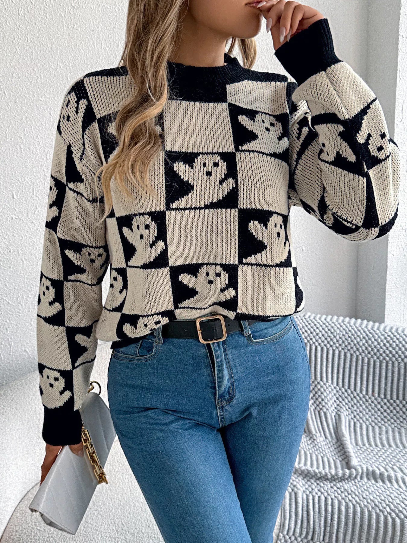 Fashorio Halloween Ghost Pattern Checkered Round Neck Sweater