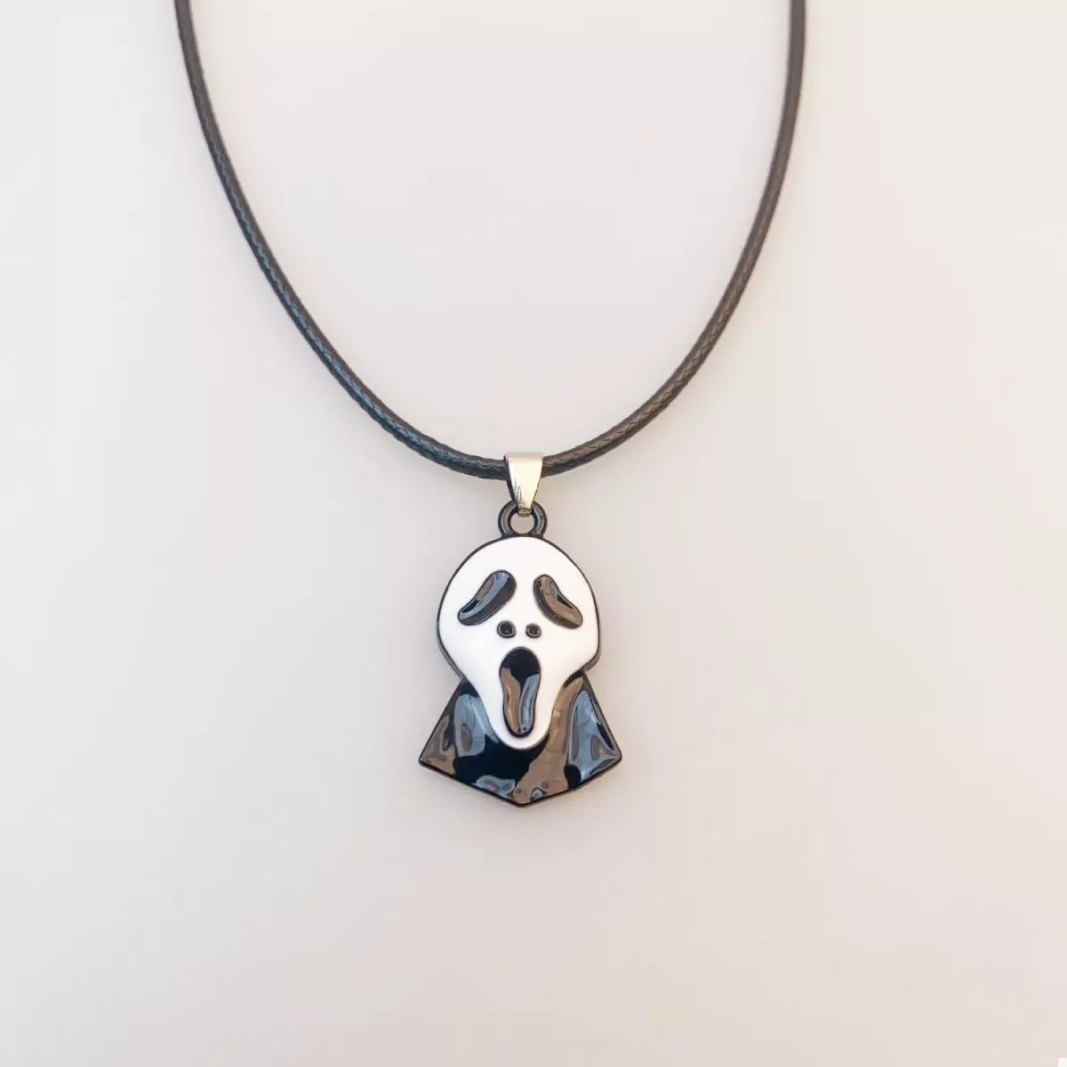 Fashorio Halloween Ghost Pendant Necklace