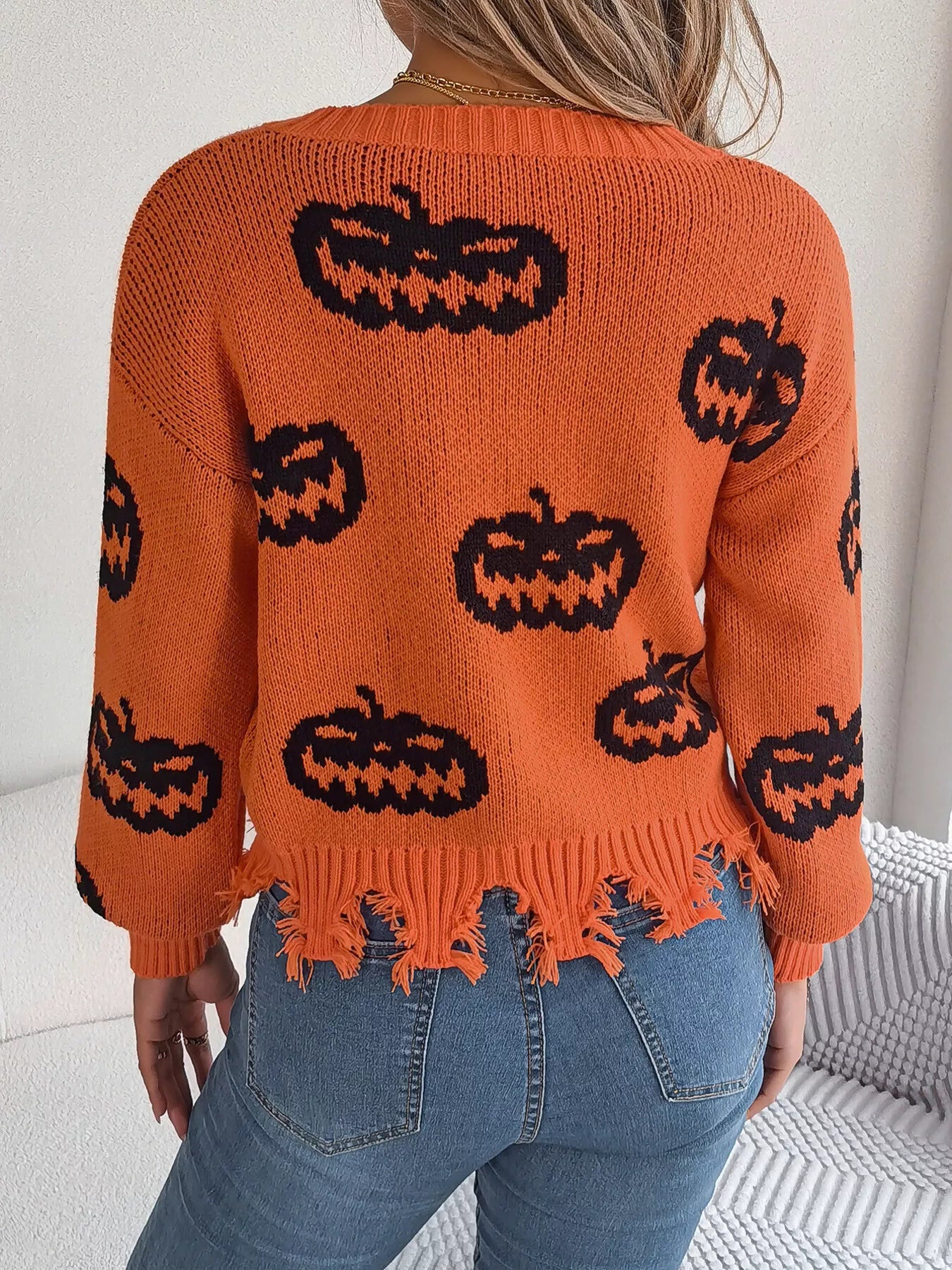 Fashorio Halloween Pumpkin Pattern Raw Hem V-Neck Sweater