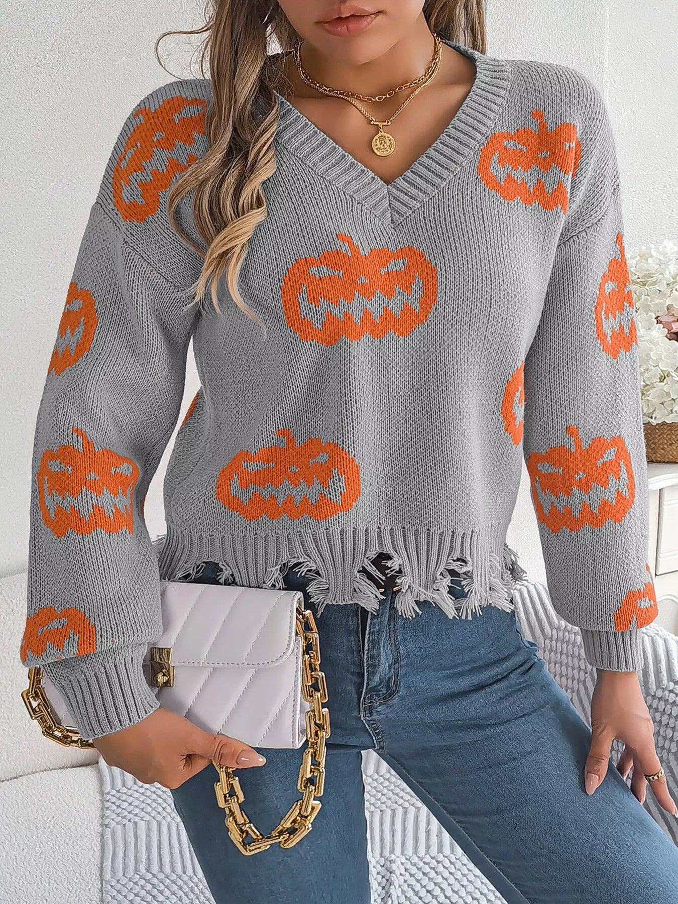 Fashorio Halloween Pumpkin Pattern Raw Hem V-Neck Sweater