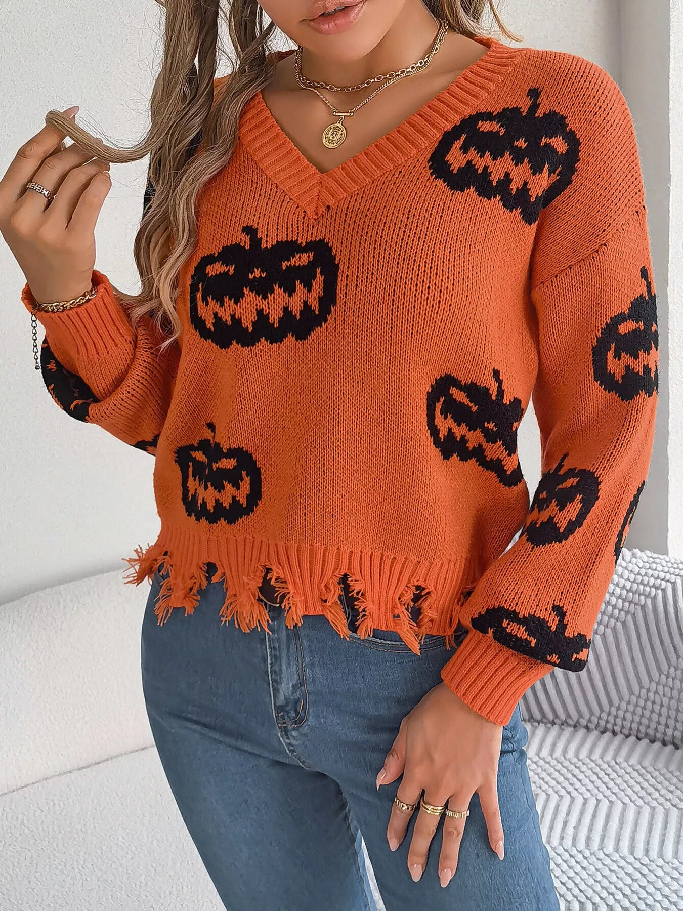 Fashorio Halloween Pumpkin Pattern Raw Hem V-Neck Sweater