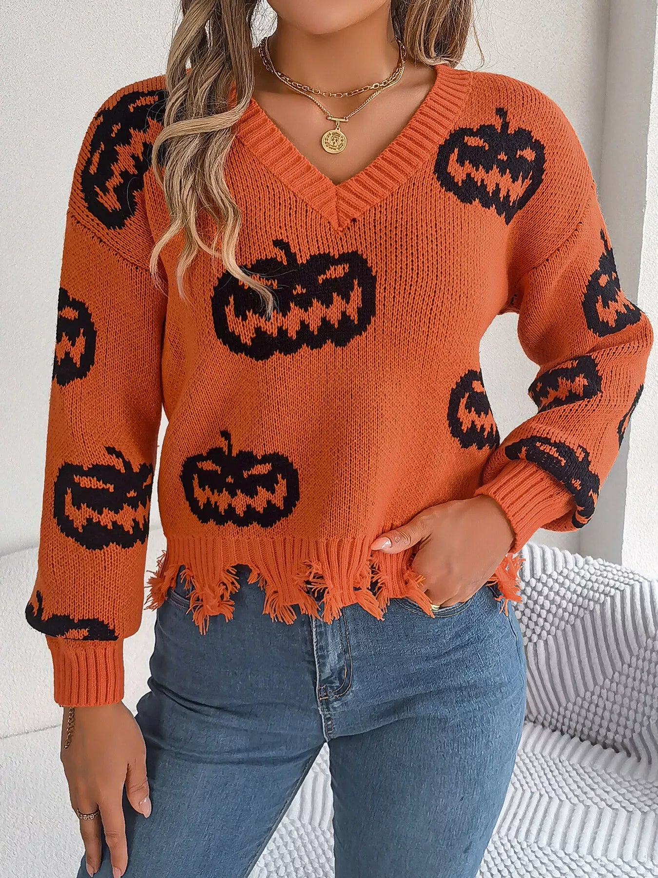 Fashorio Halloween Pumpkin Pattern Raw Hem V-Neck Sweater