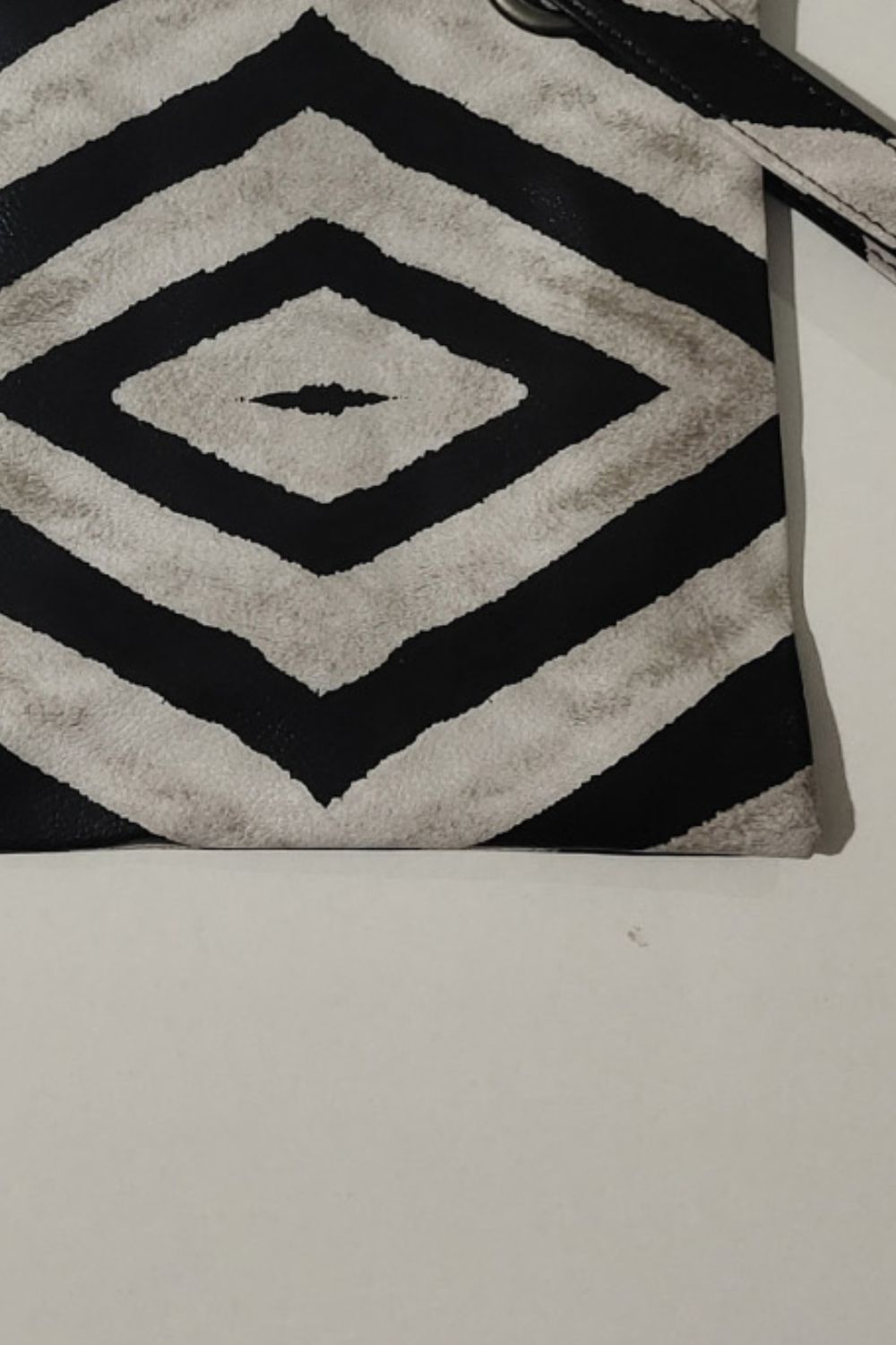 Fashorio Handbags Carry Your Love Plaid Wristlet