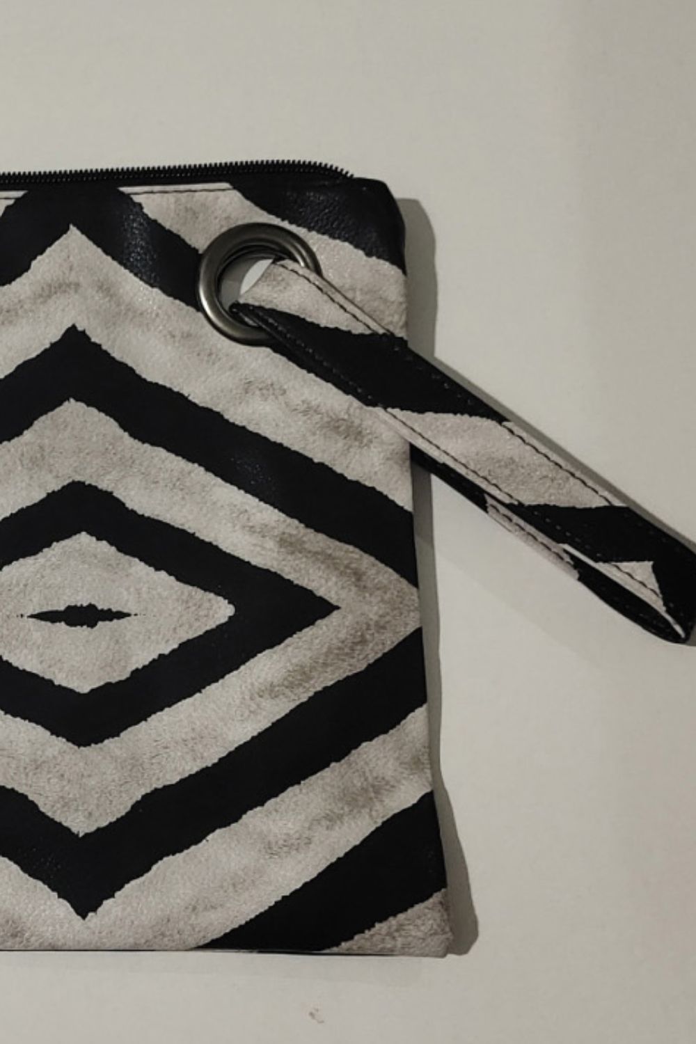 Fashorio Handbags Carry Your Love Plaid Wristlet