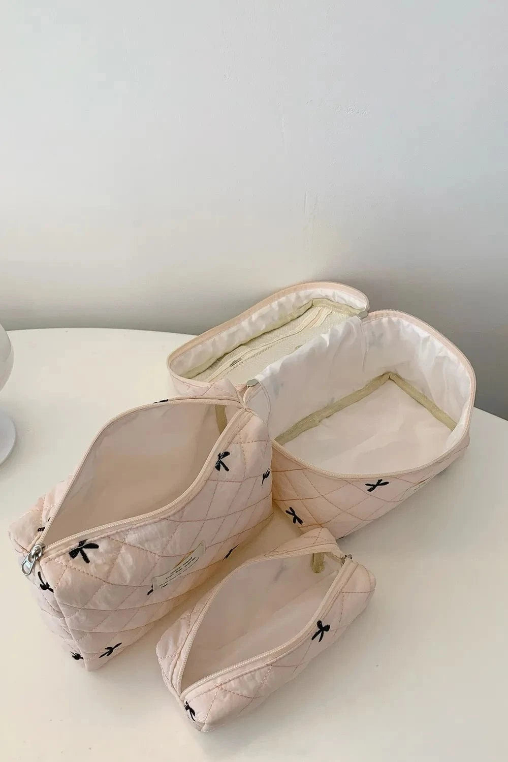 Fashorio Home Decor Accents 3 Piece Bow Quilted Cloth Storage Bag Set