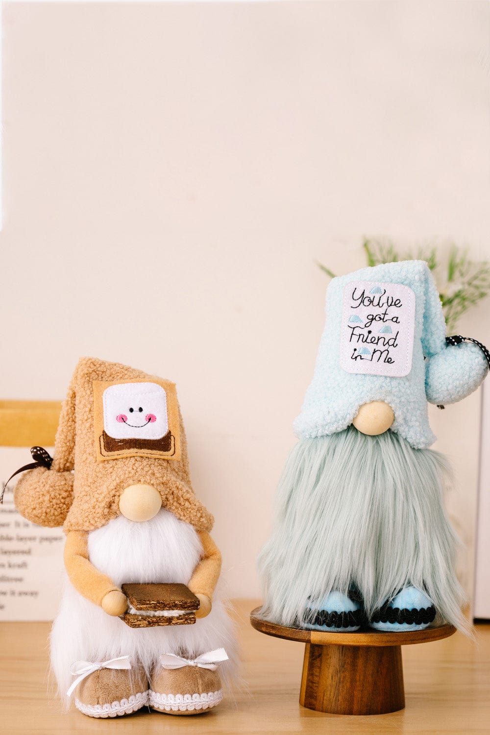 Fashorio Home Decor Accents Mother's Day Pom-Pom Trim Faceless Gnome