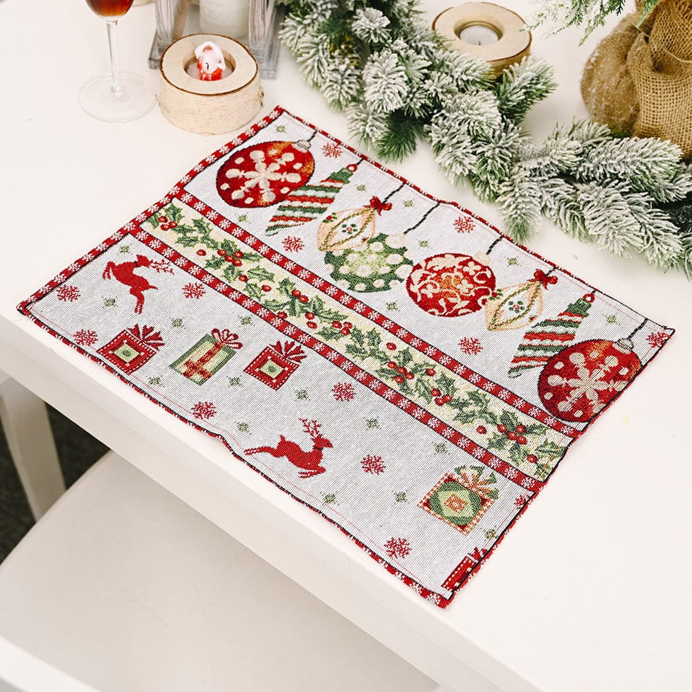 Fashorio Home Decor Accents Reindeer / One Size Assorted 2-Piece Christmas Placemats