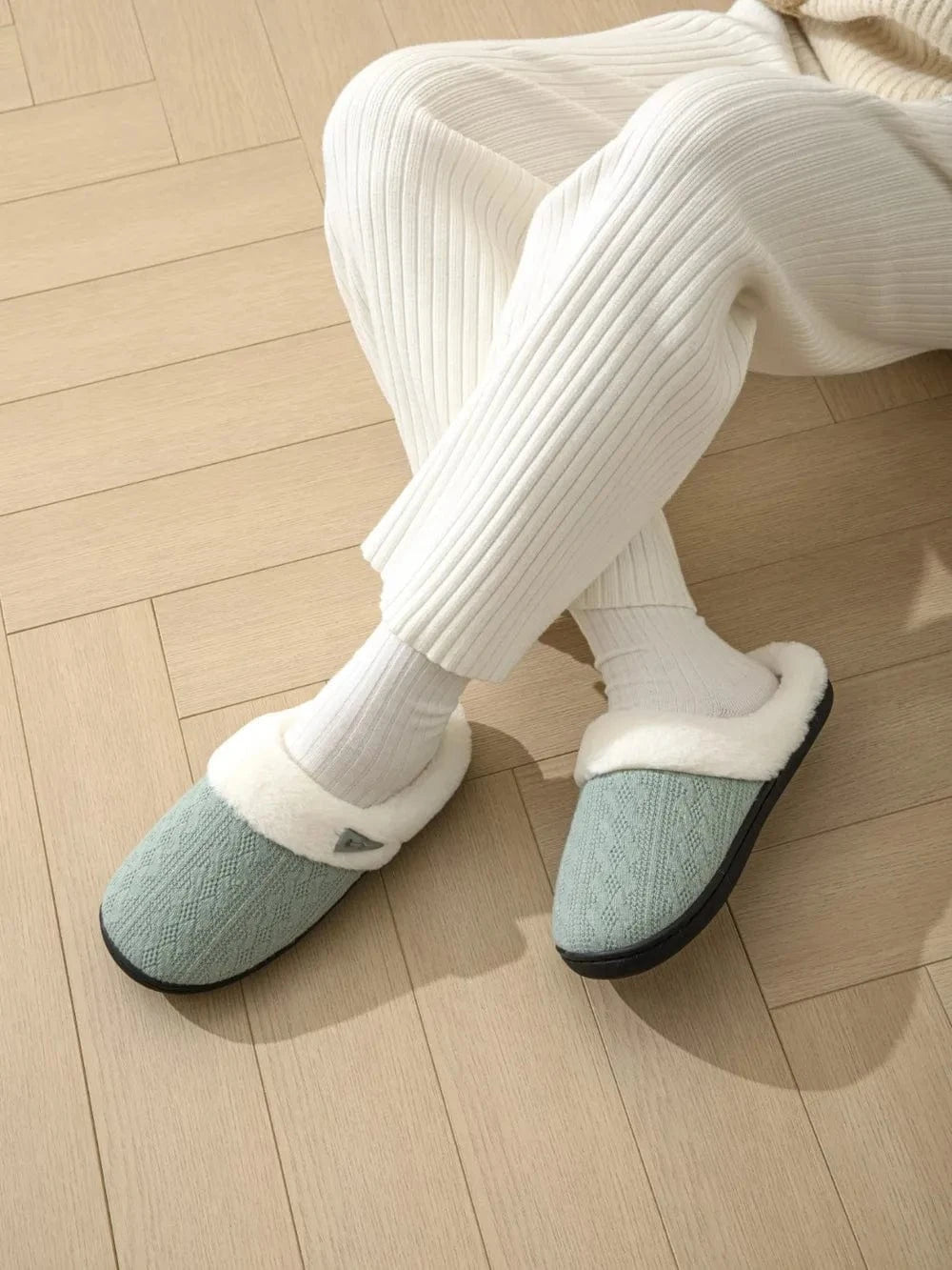 Horn Buckle Furry Texture Flat Slippers - Fashorio
