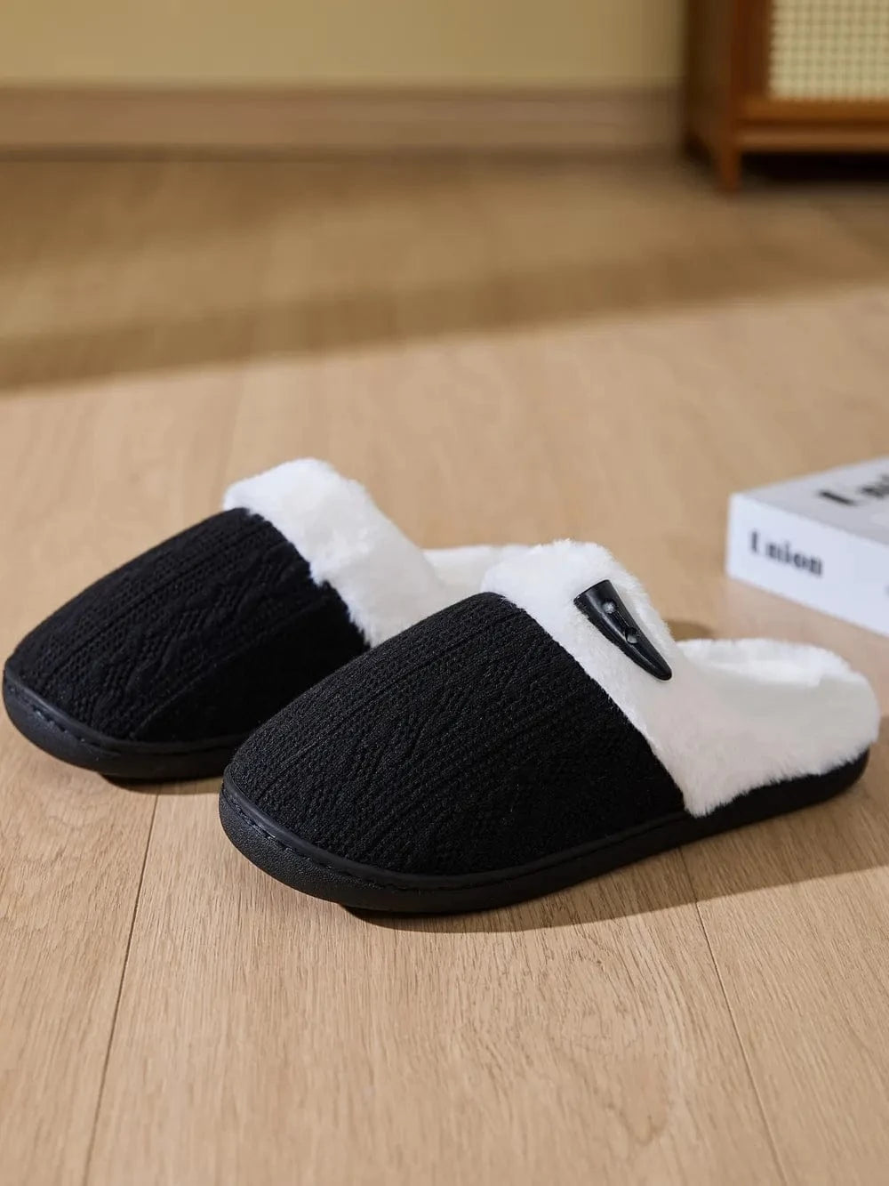 Horn Buckle Furry Texture Flat Slippers - Fashorio