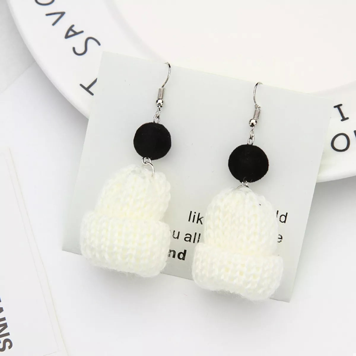 Fashorio Ivory / onesize Christmas Knitted Beanie Earrings