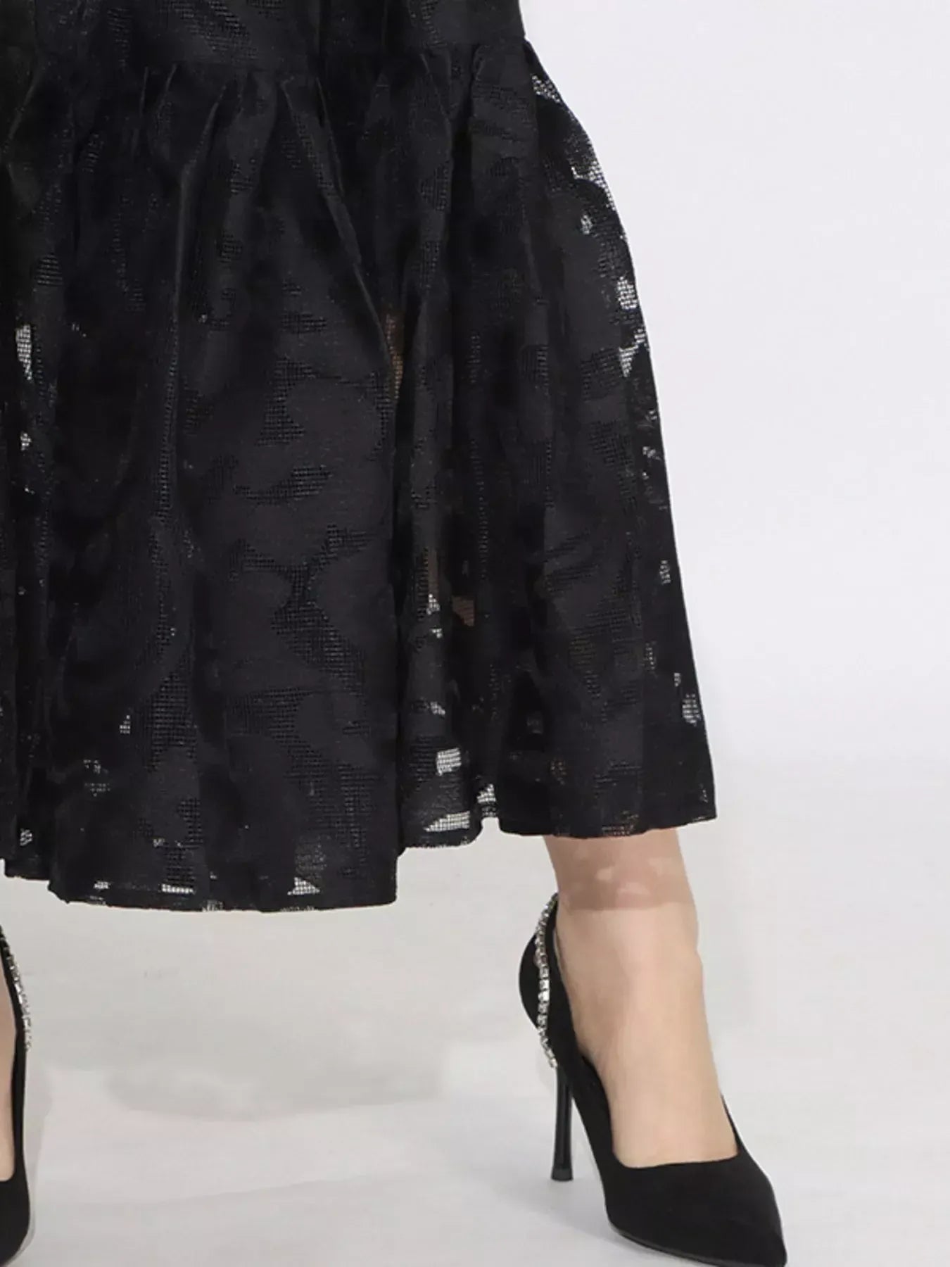 Fashorio Lace Puff Sleeve Tie Waist Maxi Dress