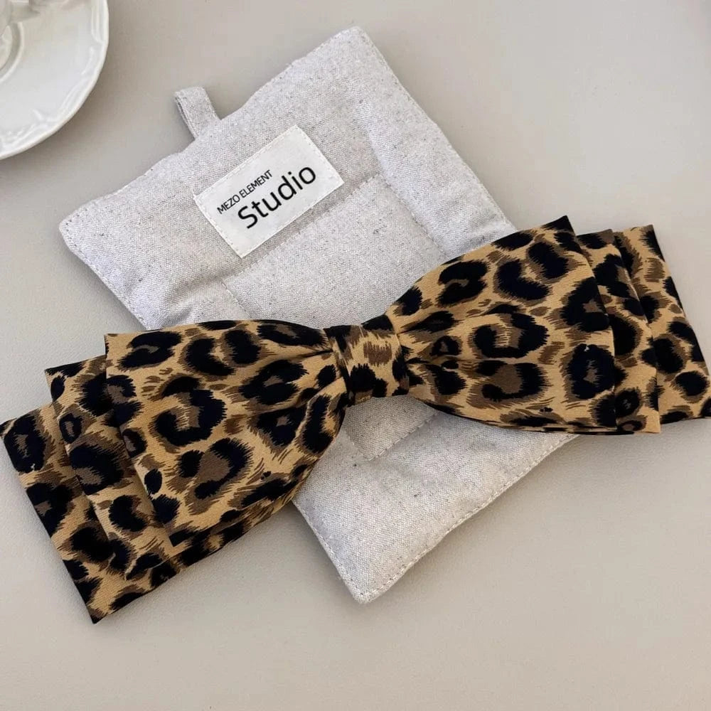 Fashorio Leopard / One Size 2 Piece Leopard Bow Hair Clip