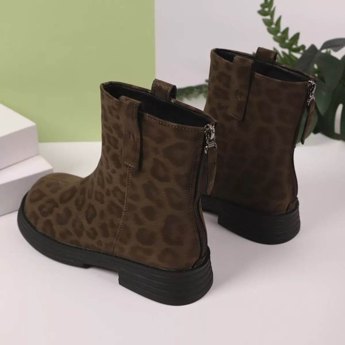Fashorio Leopard Round Toe Block Heels Boots