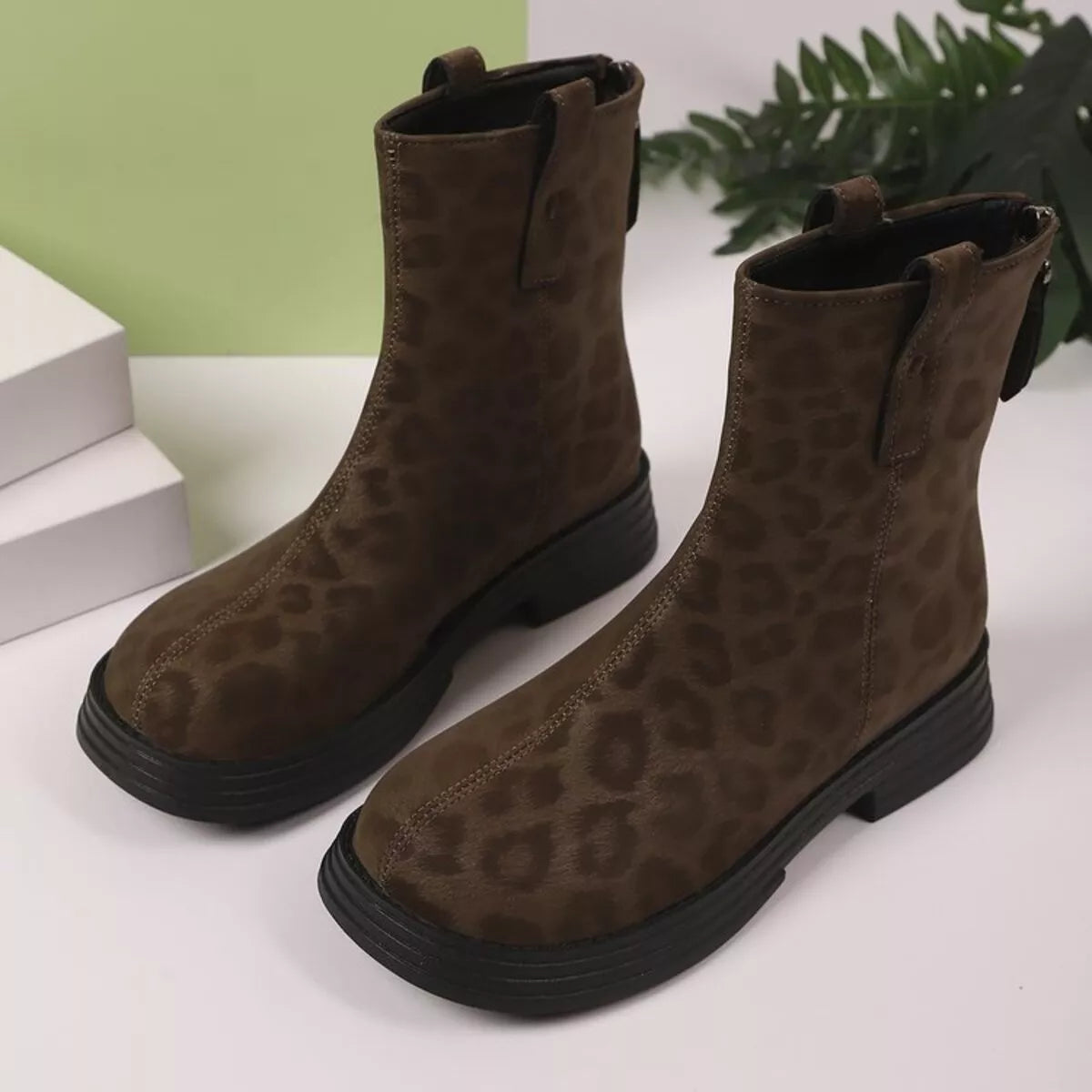 Fashorio Leopard Round Toe Block Heels Boots