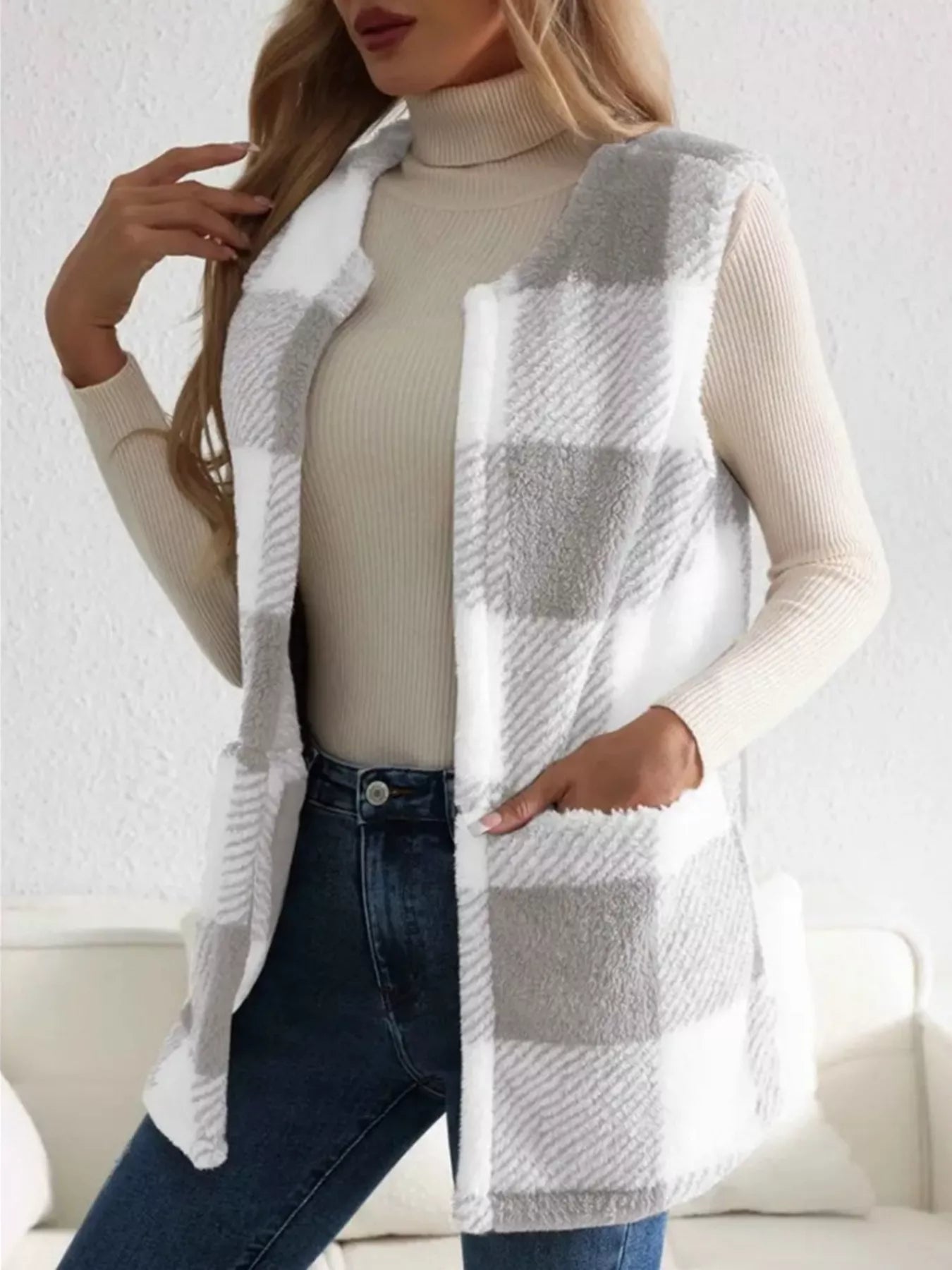 Fashorio Light Gray / S Cozy Plaid Sherpa Vest Coat