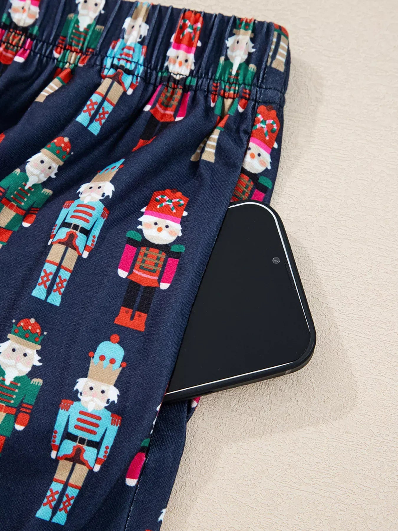 Fashorio Mama Claus Plaid Letter Tee and Nutcracker Shorts 2pcs Lounge Set