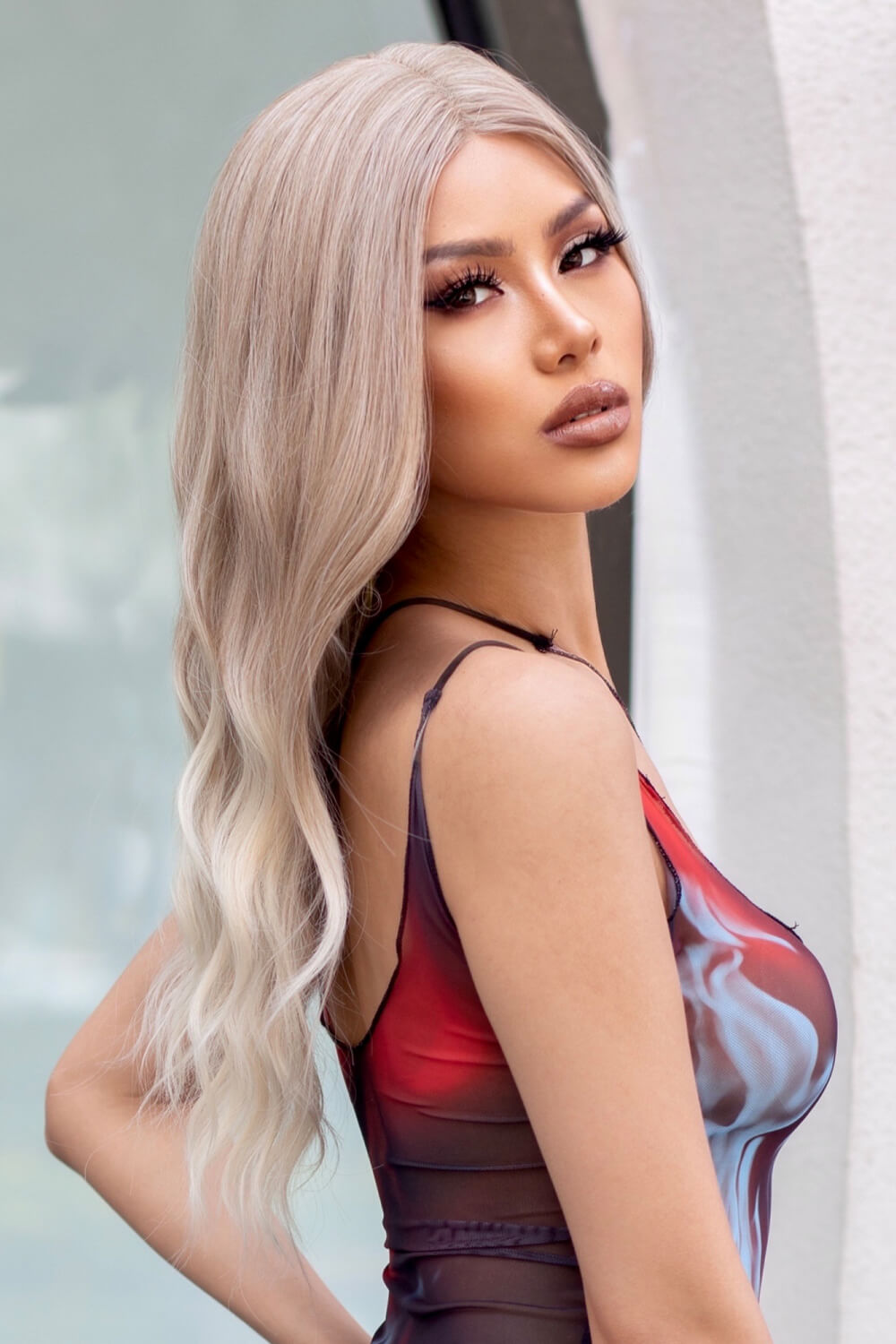 Fashorio Medium Blonde Highlights / One Size 13*2" Lace Front Wigs Synthetic Long Wave 24" 150% Density in Medium Blonde Highlights