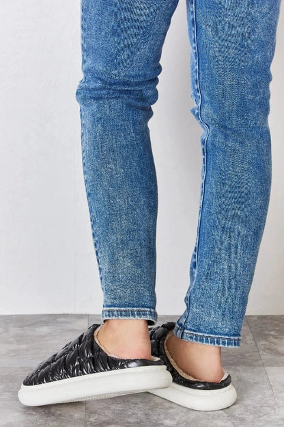 Melody Puffer Plush Slippers - Fashorio