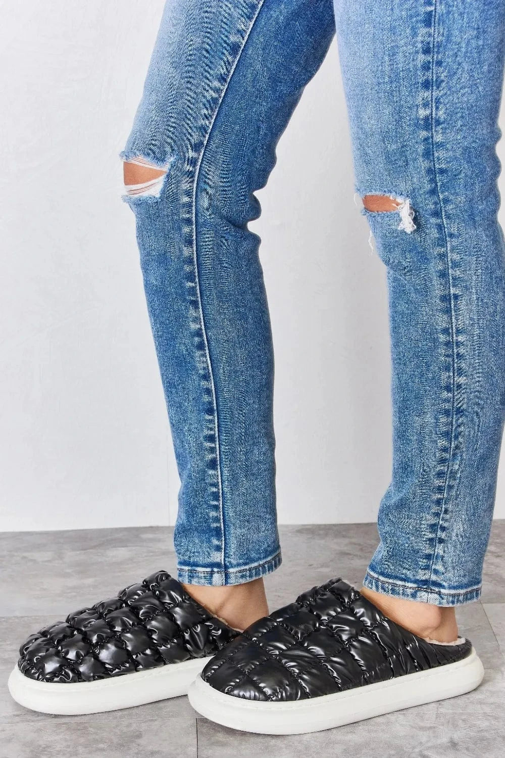 Melody Puffer Plush Slippers - Fashorio