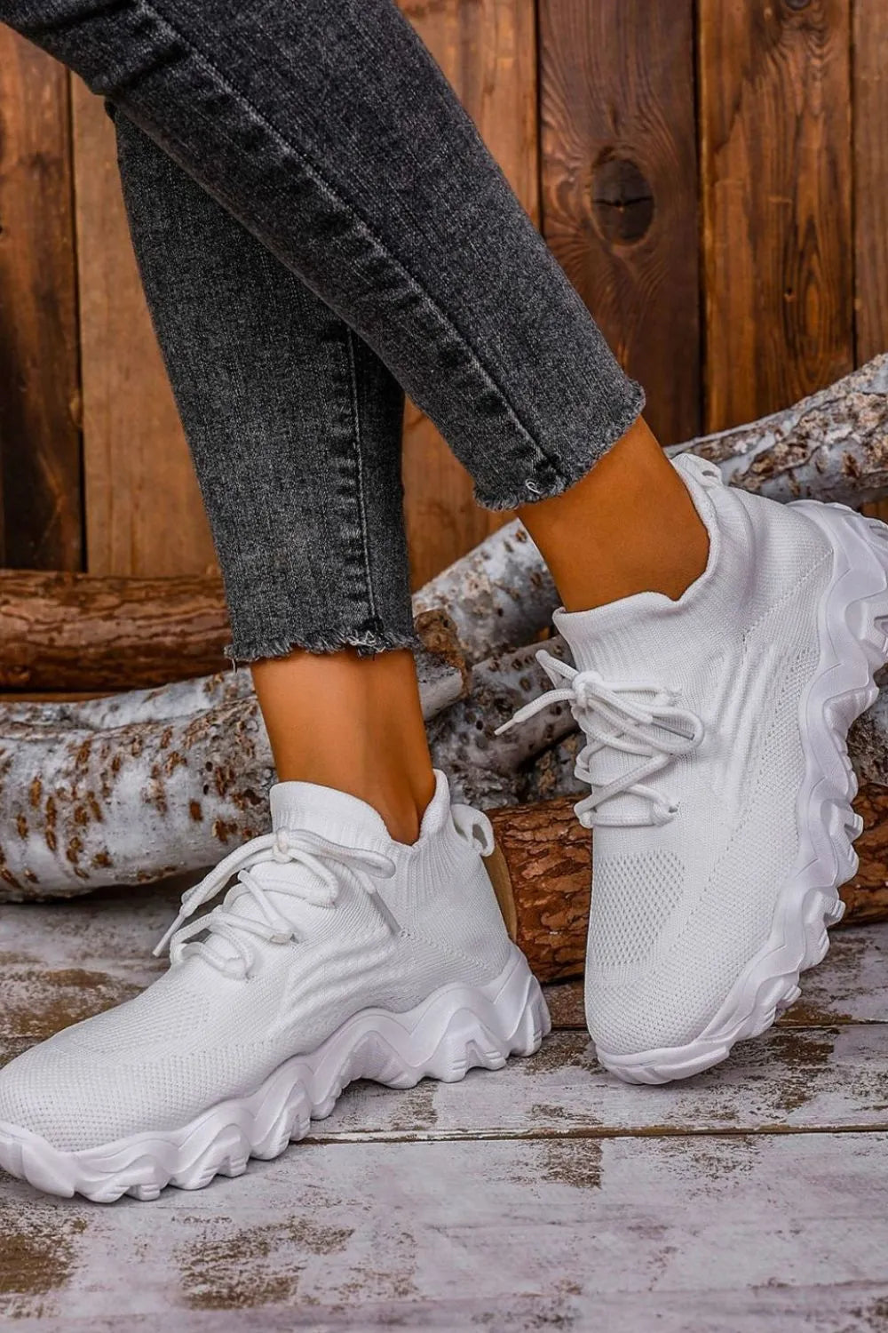 Fashorio Mesh Lace-Up Round Toe Athletic