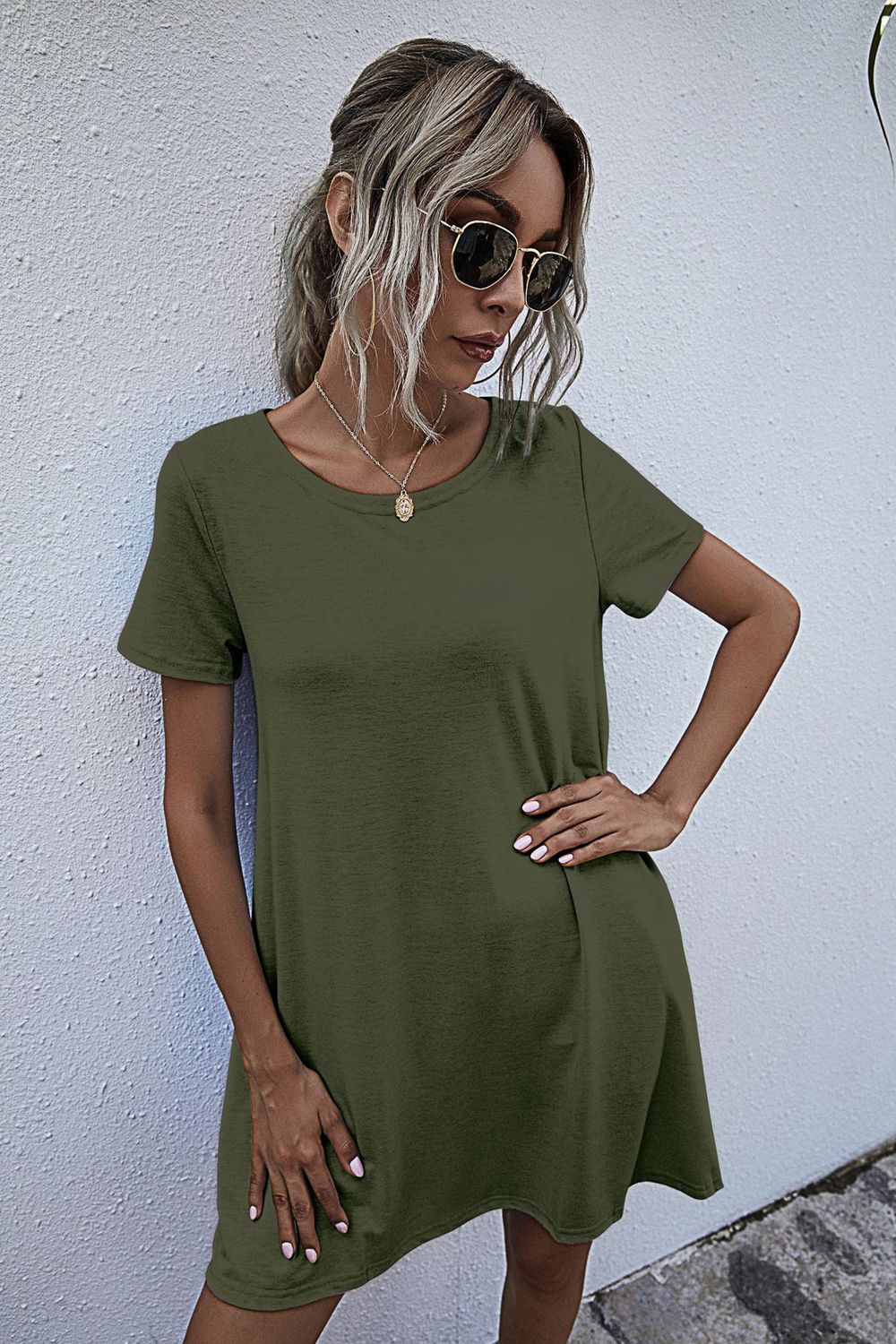 Fashorio Mini Dresses Round Neck Short Sleeve Mini Dress