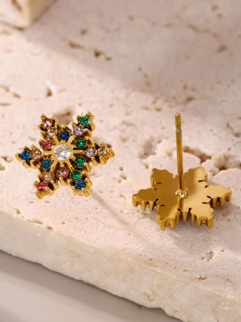 Fashorio Mixed color / One Size Stainless Steel Snowflake Stud Earrings