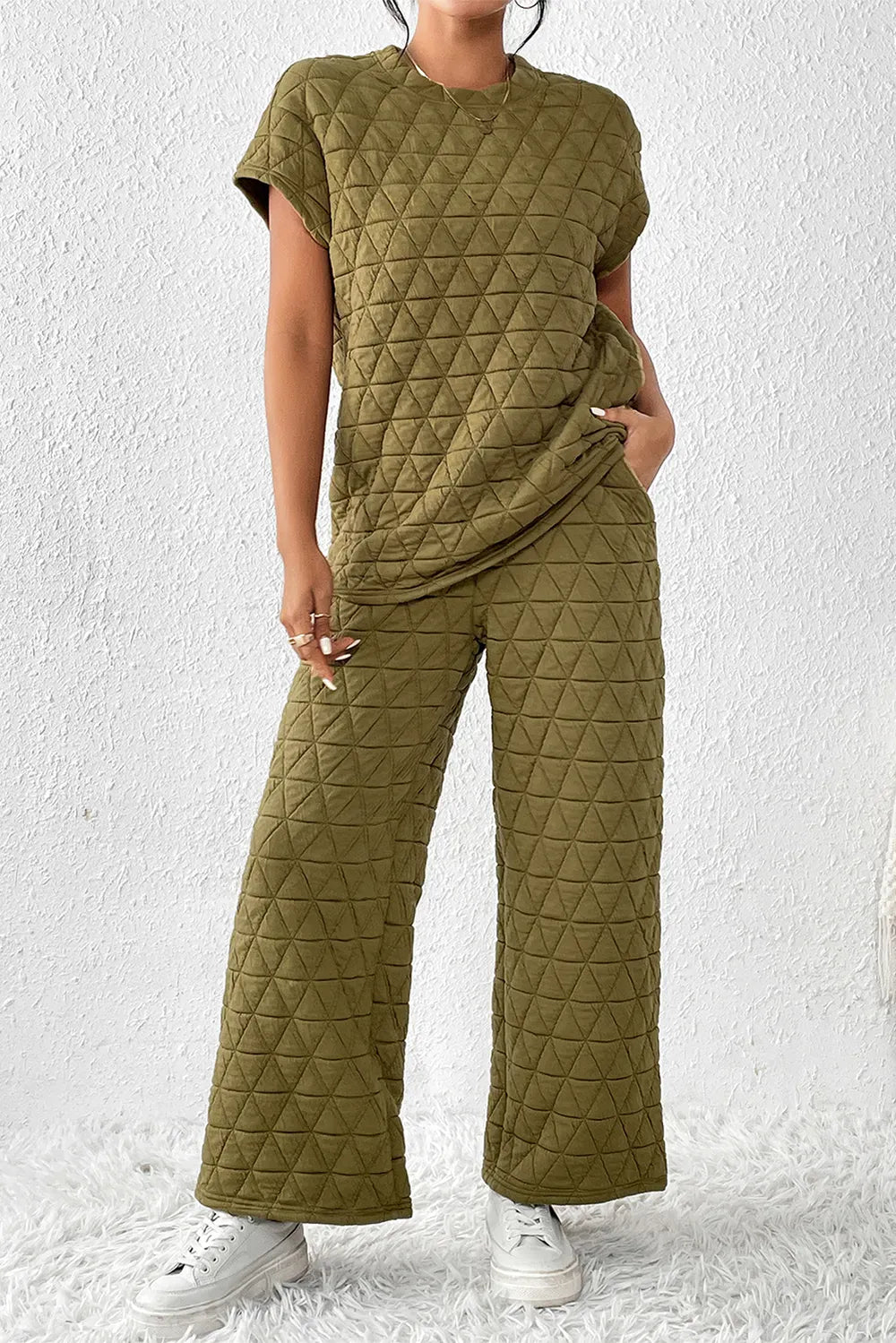 Fashorio Moss / S Short Sleeve Top and Pocketed Pants Lounge Set