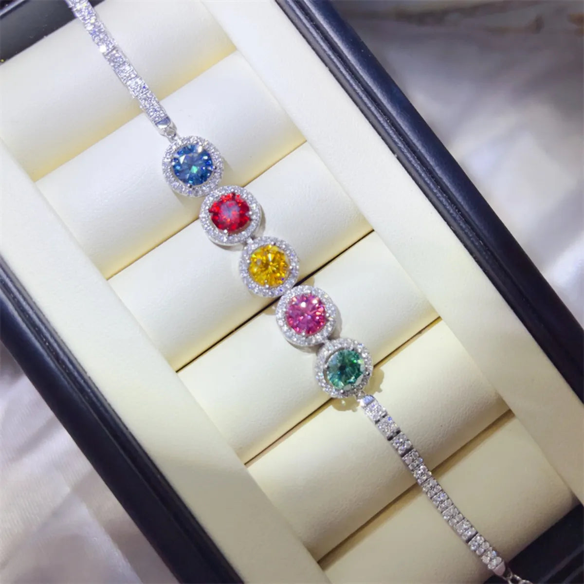 Fashorio Multicolor / One Size 5 Carat 925 Sterling Silver Moissanite Bracelet
