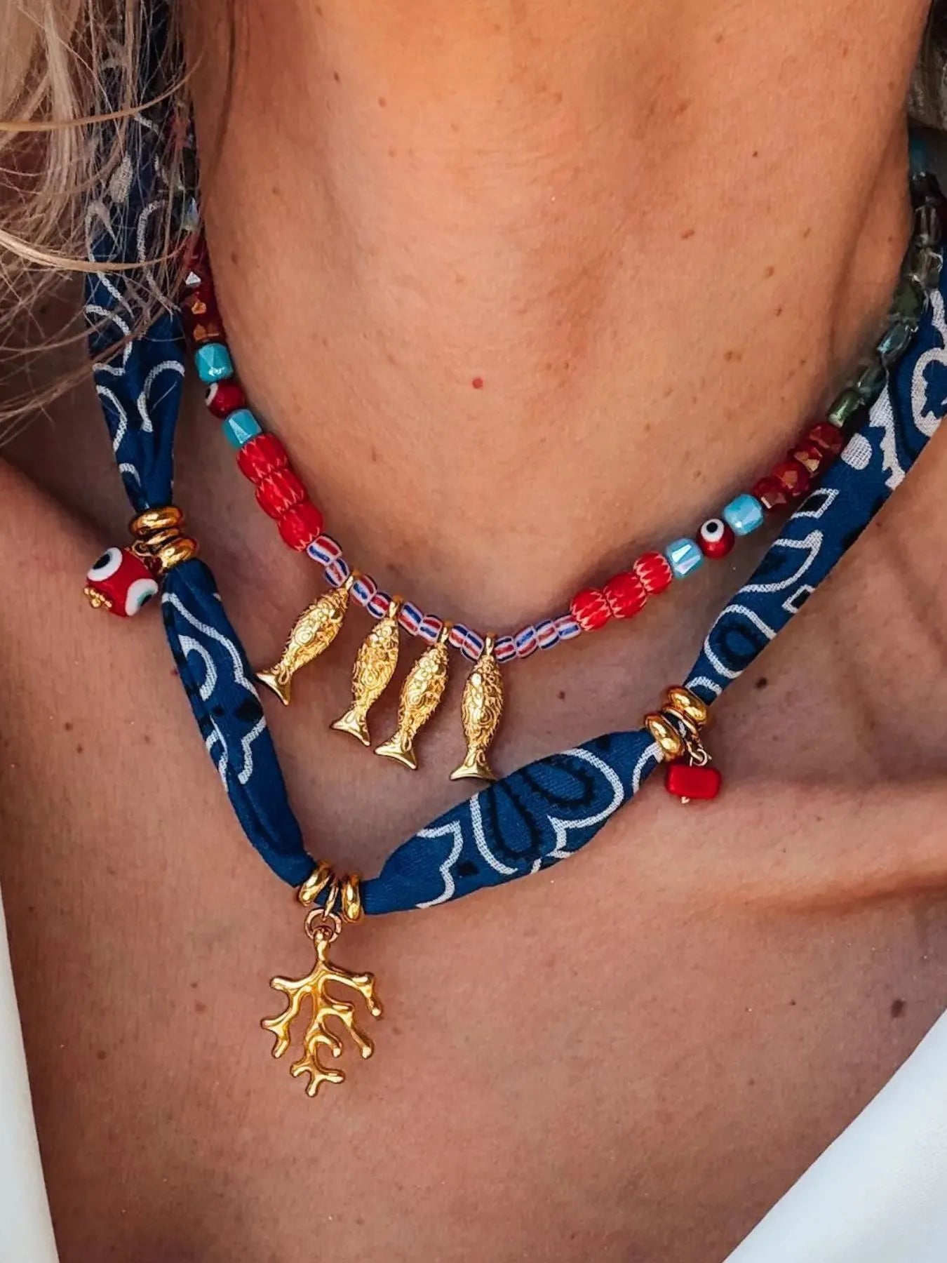 Fashorio Navy / One Size 2-Piece Coral and Fish Pendant Necklace