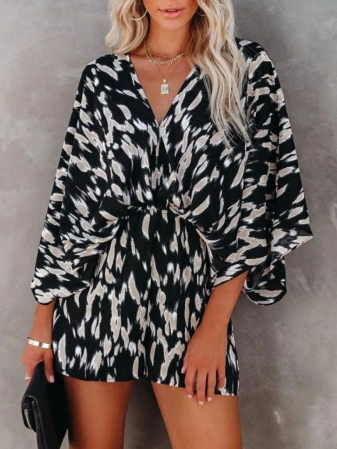 Fashorio Oversized Tied Back Printed Romper