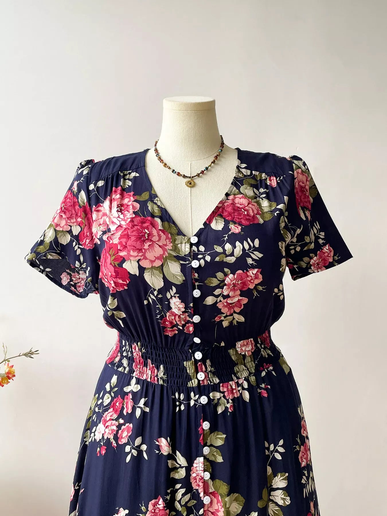 Fashorio Plus Size Floral Print Short Sleeves V-Neck Dress