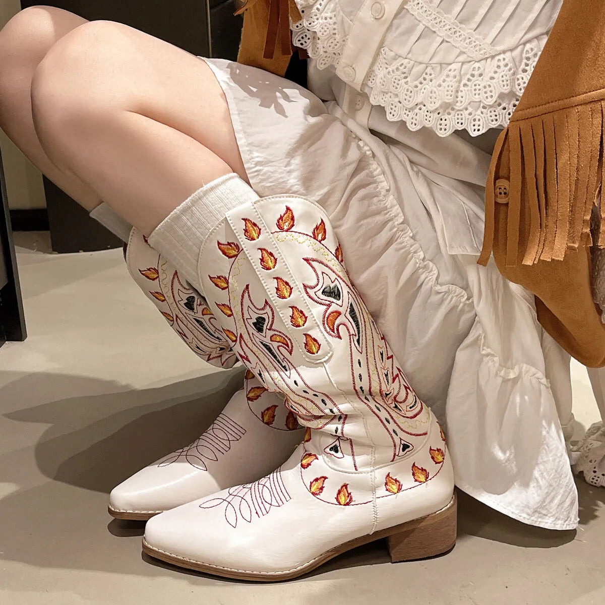 Fashorio Point Toe Block Heels Boots