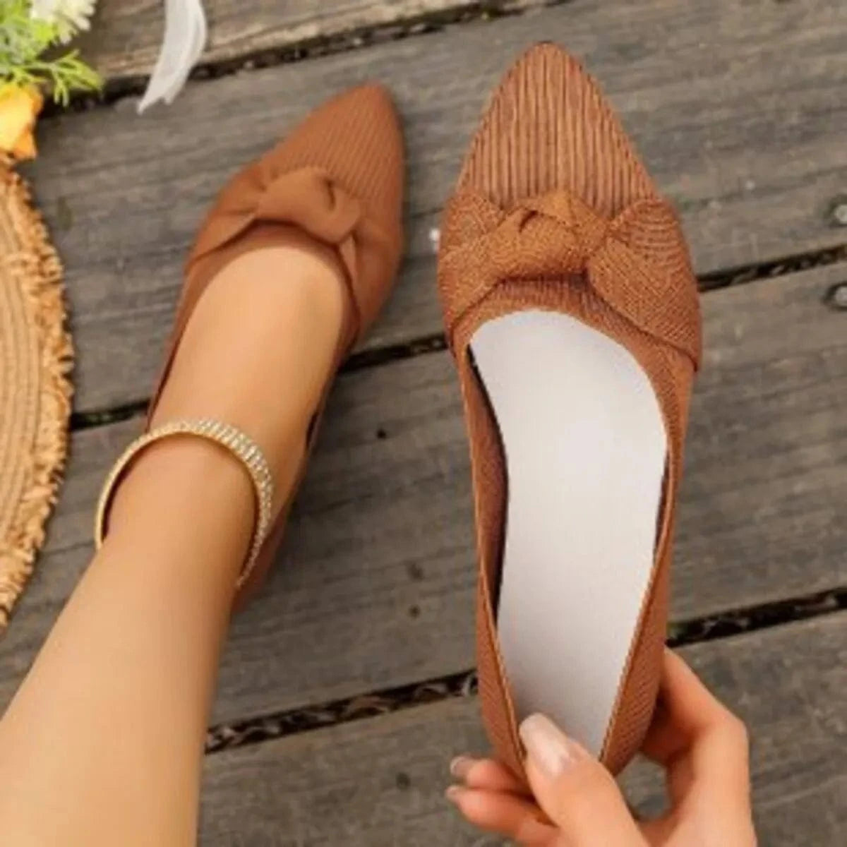 Fashorio Point Toe Flats Slip-Ons