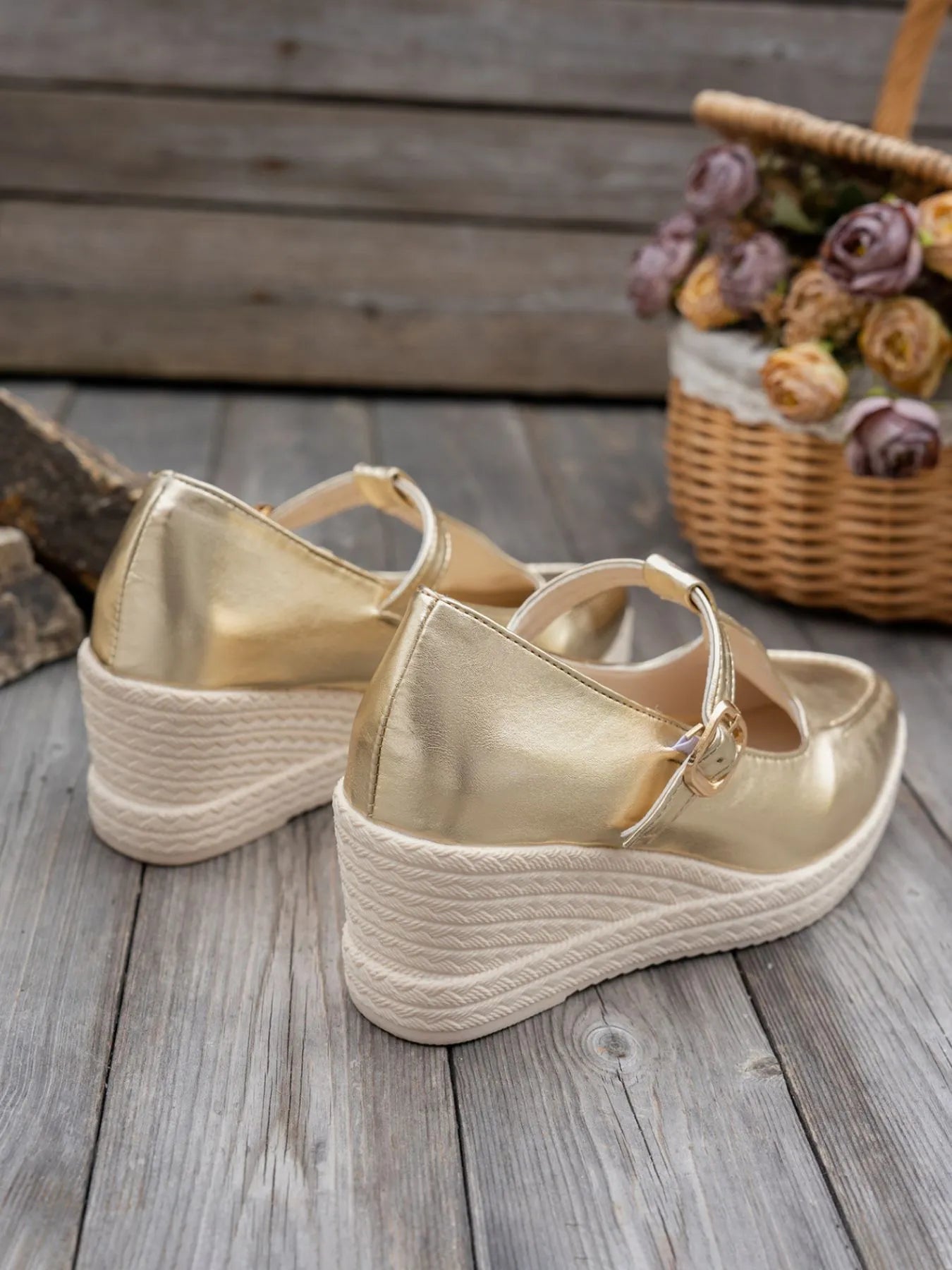 Fashorio Point Toe Wedge Loafers