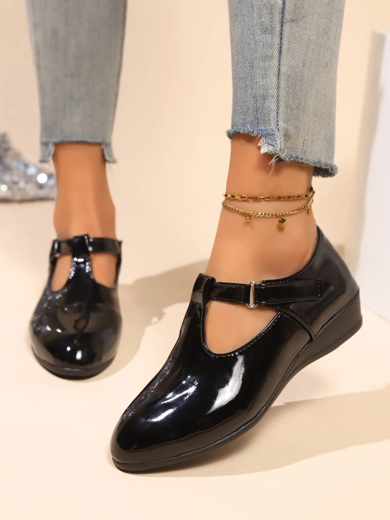 Fashorio Point Toe Wedge Loafers