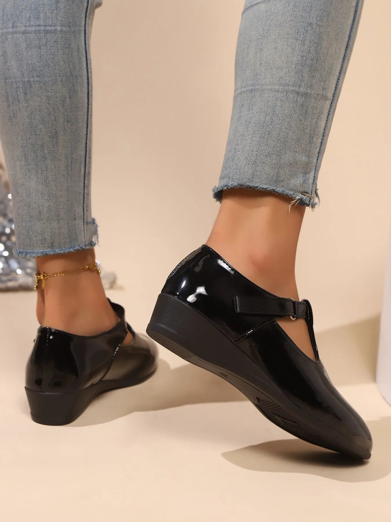 Fashorio Point Toe Wedge Loafers