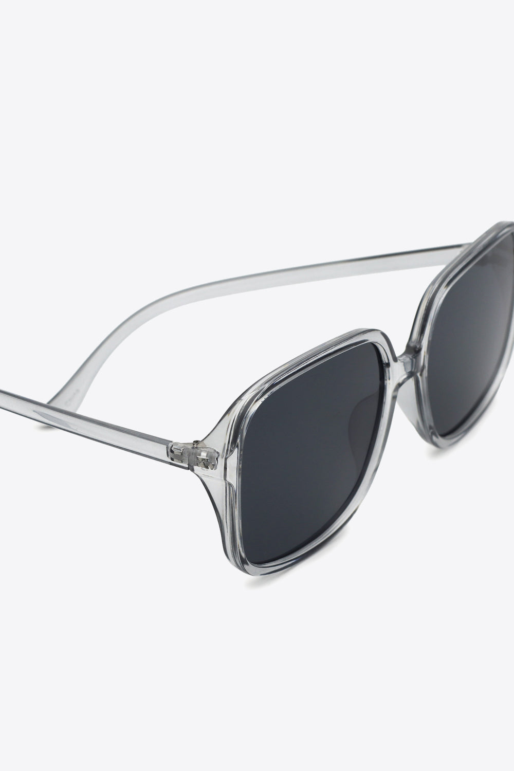 Fashorio Polycarbonate Square Sunglasses