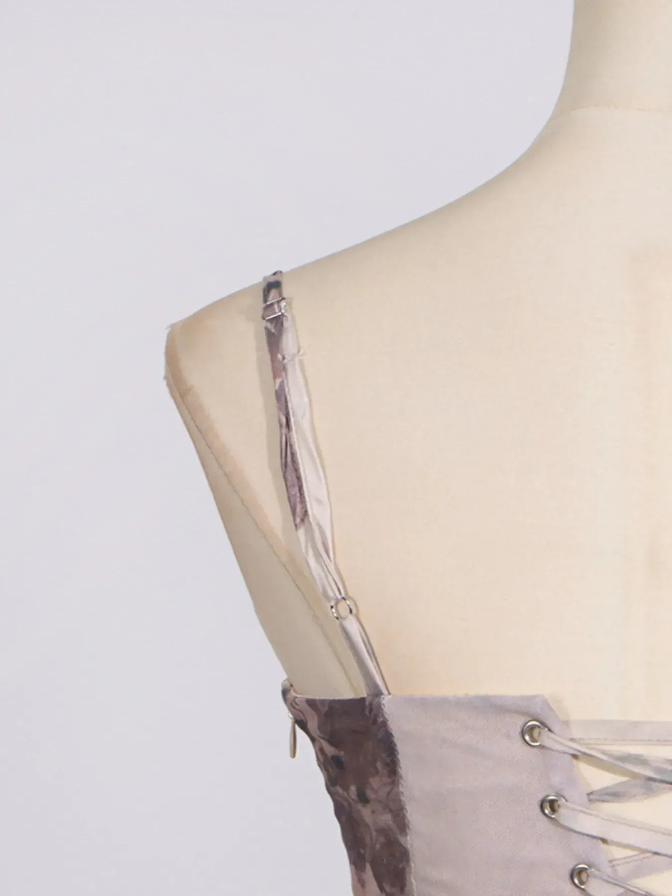 Fashorio Printed Sweetheart Neck Bodycon Maxi Dress