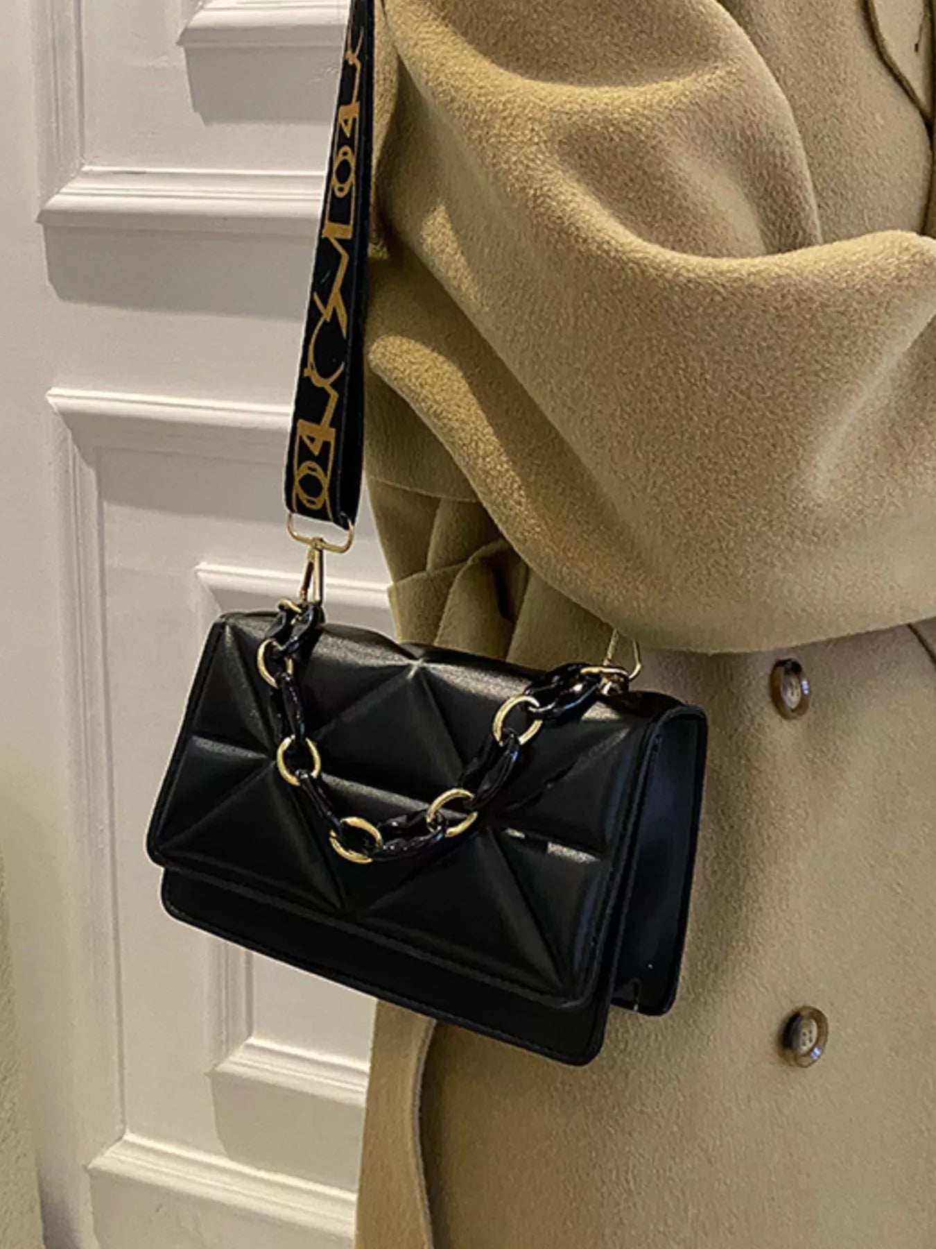 Fashorio Quilted Adjustable Strap Crossbody Bag