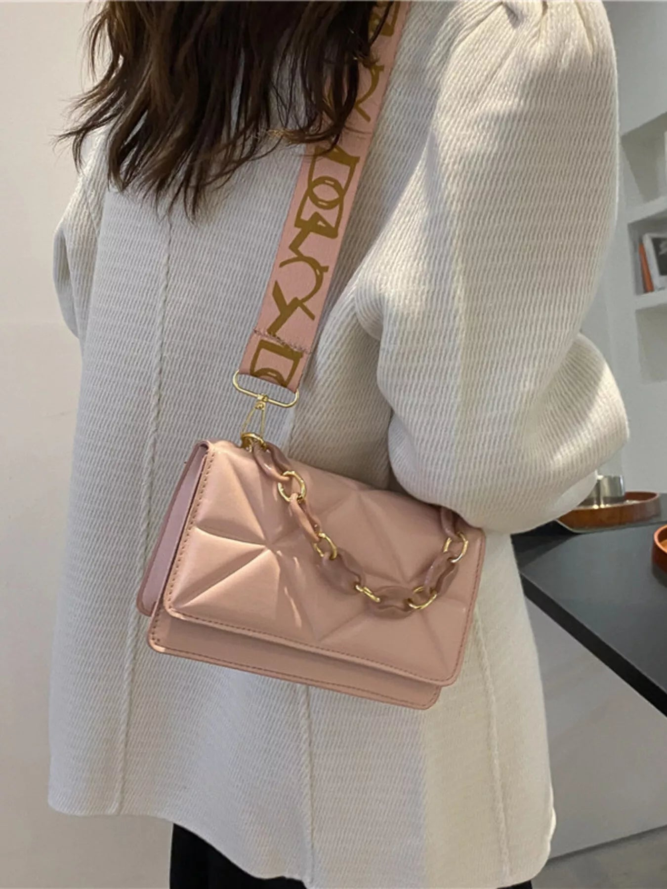 Fashorio Quilted Adjustable Strap Crossbody Bag