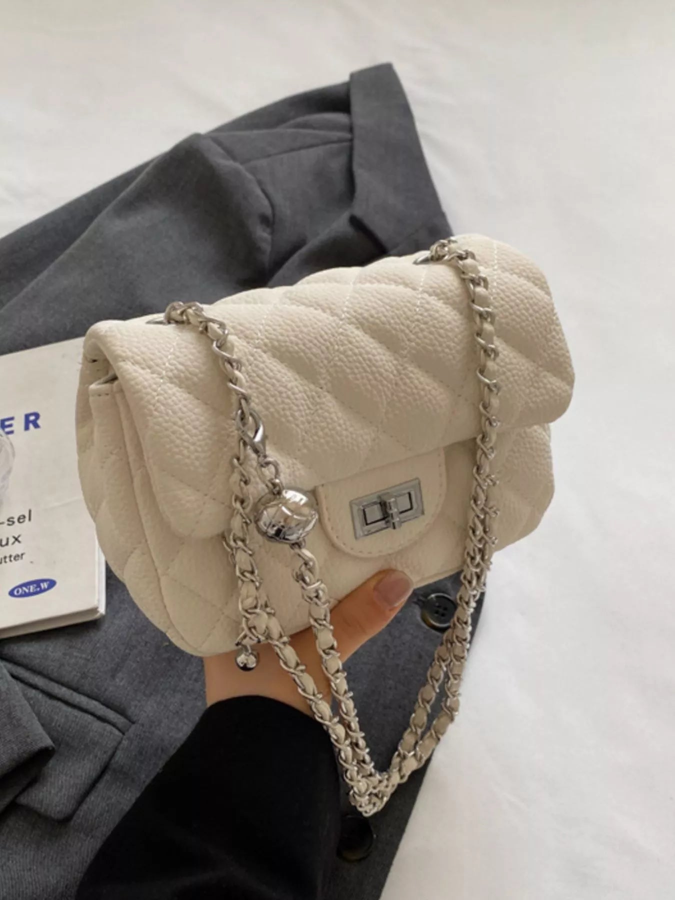 Fashorio Quilted Chain Crossbody Bag