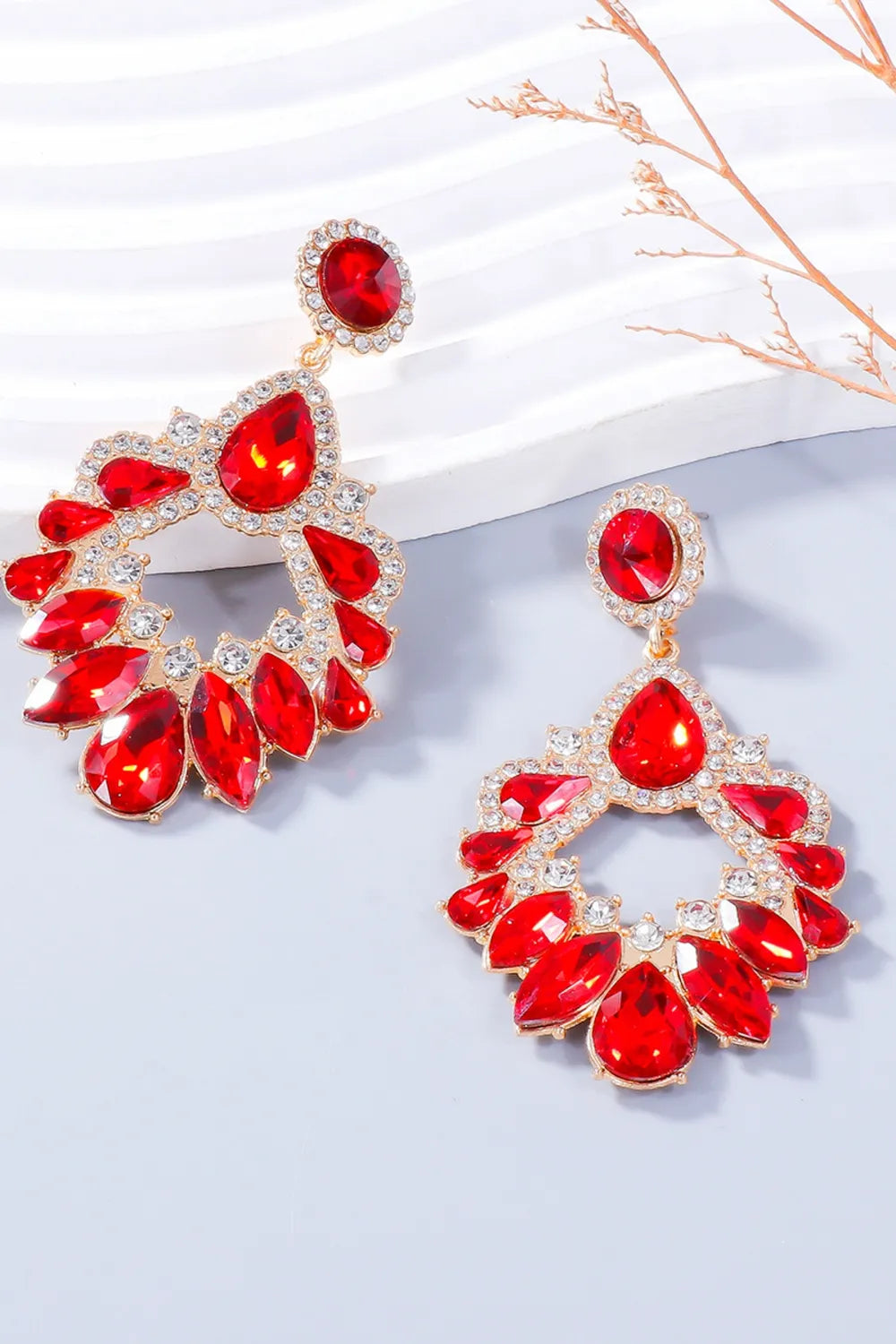Fashorio Red / One Size Alloy Rhinestone Dangle Earrings