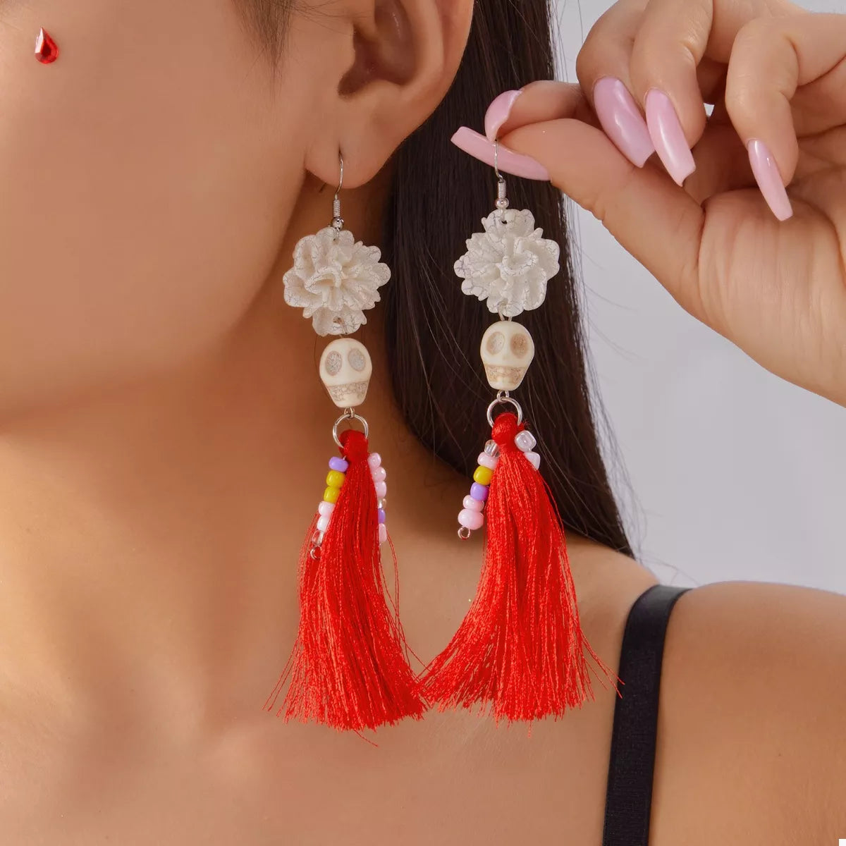 Fashorio Red / One Size Halloween Ghost Tassel Drop Earrings