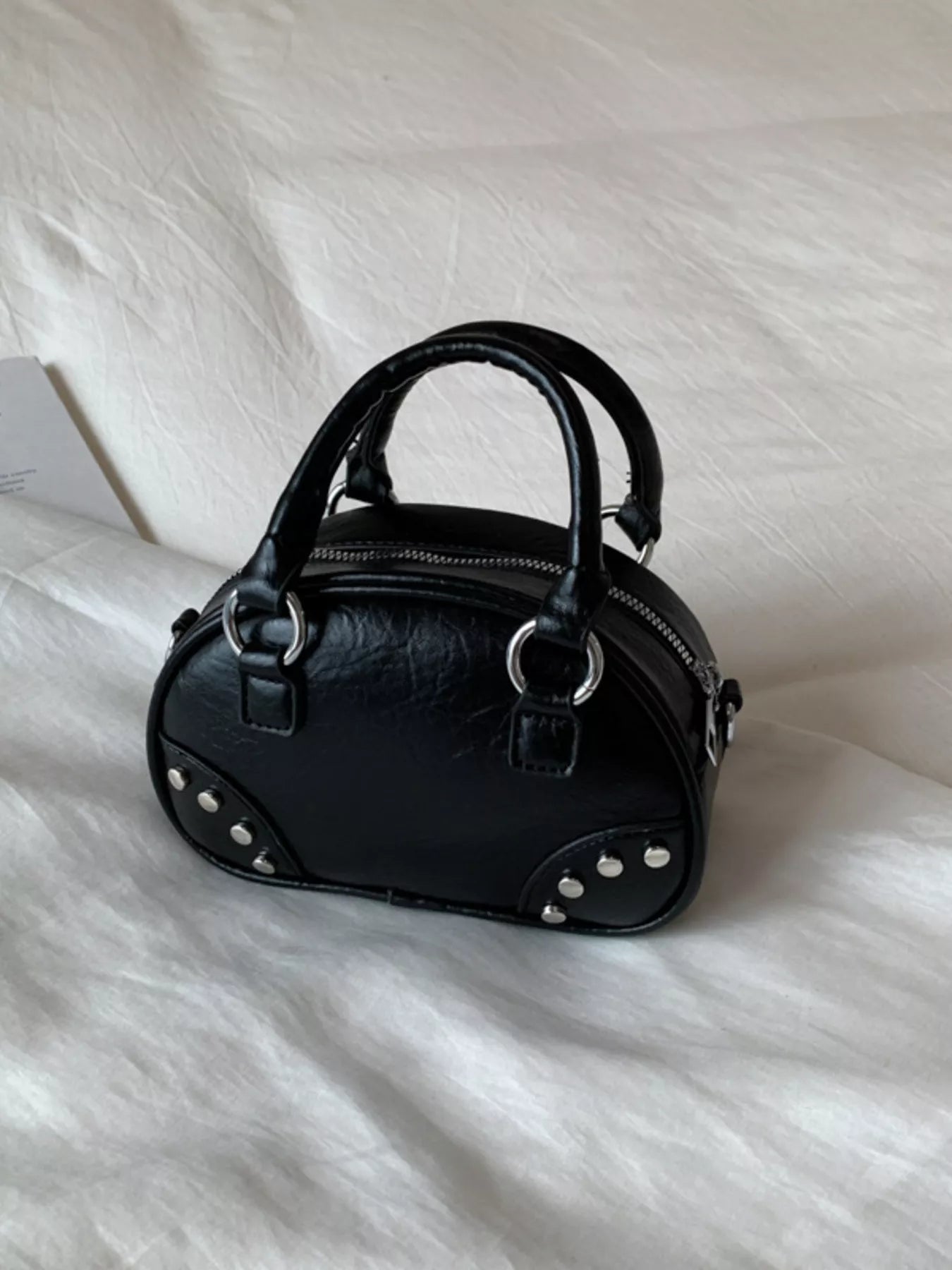 Fashorio Retro Rivet Decor Crossbody Bag