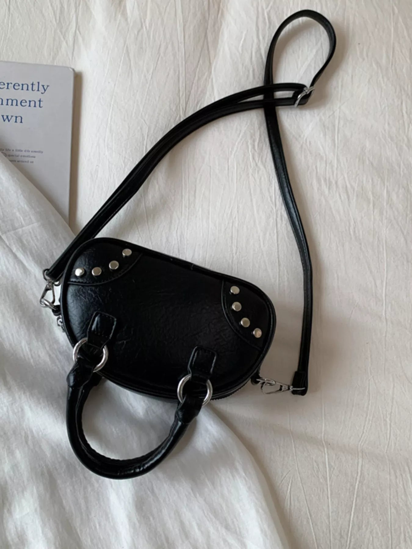 Fashorio Retro Rivet Decor Crossbody Bag