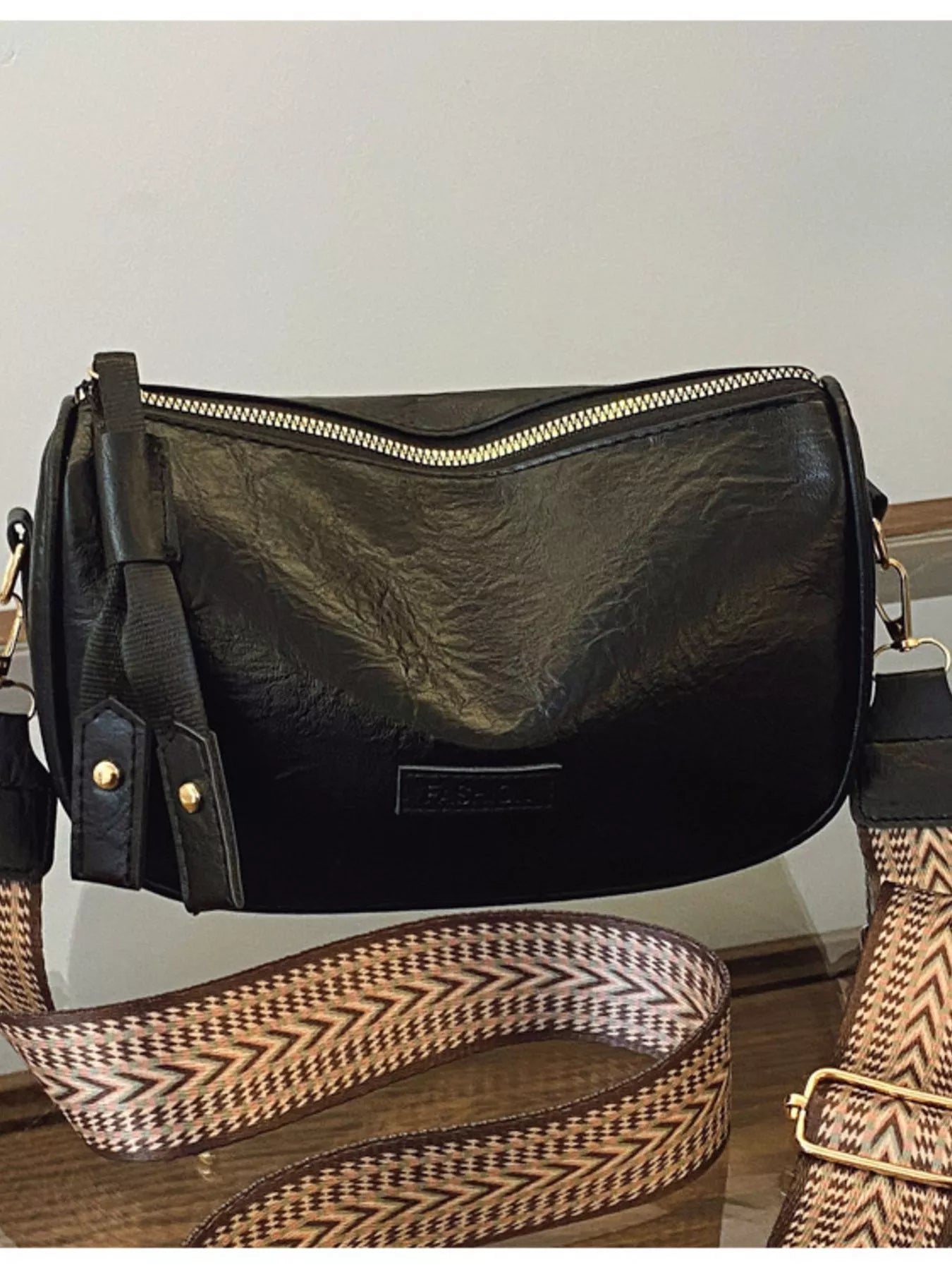 Fashorio Retro Style Shoulder Crossbody Bag with Wide Strap