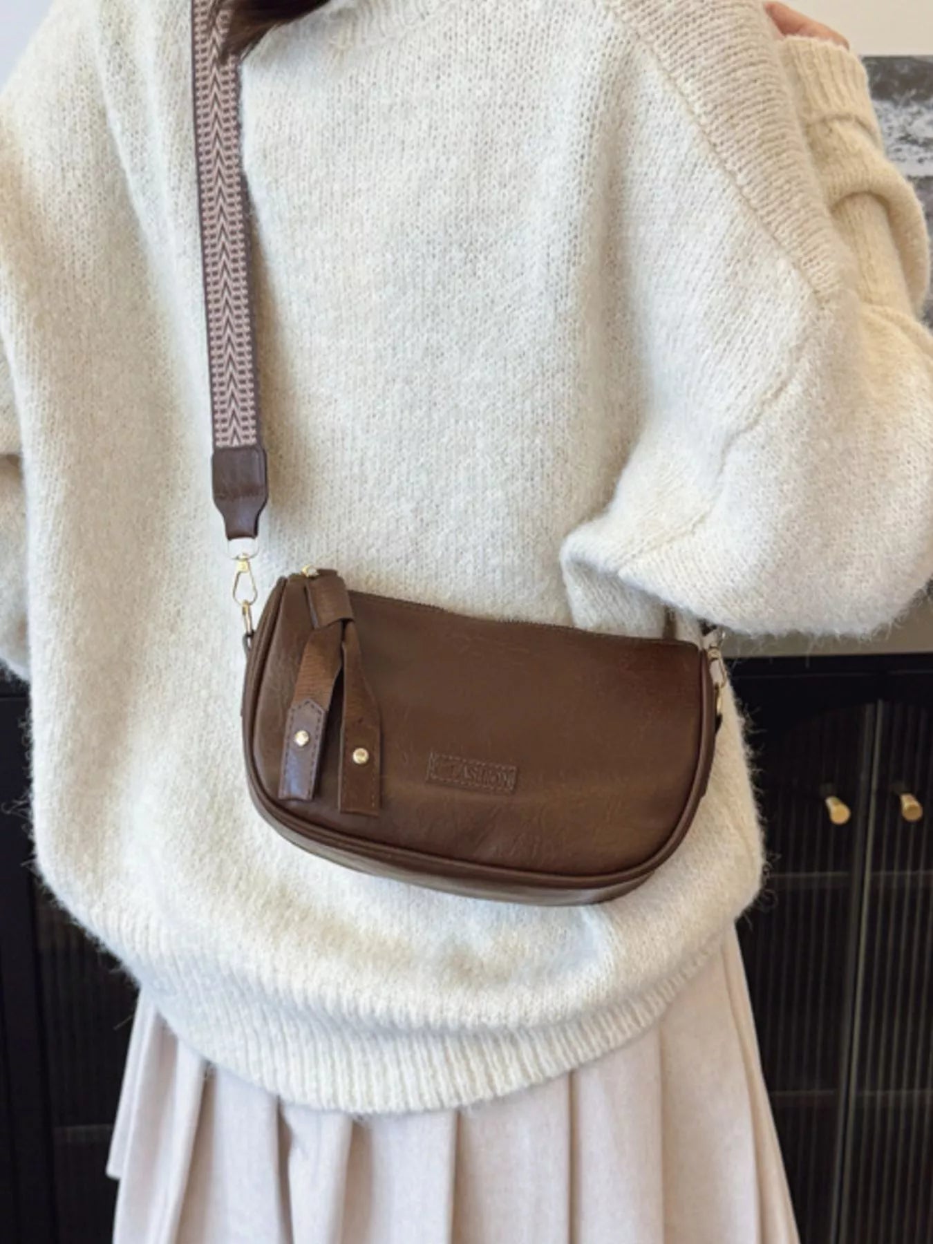 Fashorio Retro Style Shoulder Crossbody Bag with Wide Strap