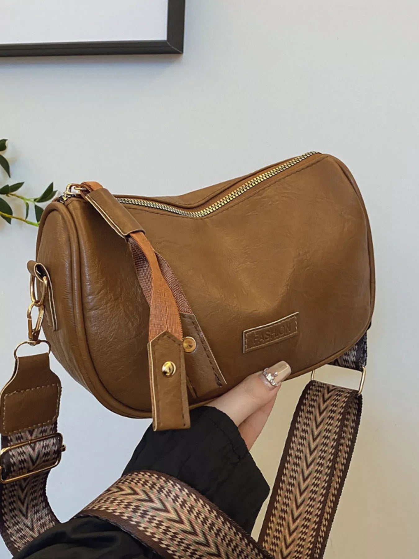 Fashorio Retro Style Shoulder Crossbody Bag with Wide Strap