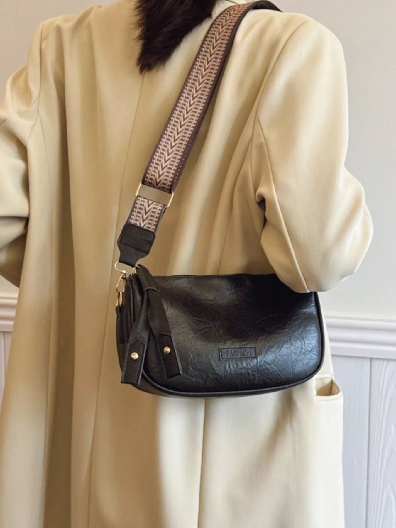 Fashorio Retro Style Shoulder Crossbody Bag with Wide Strap